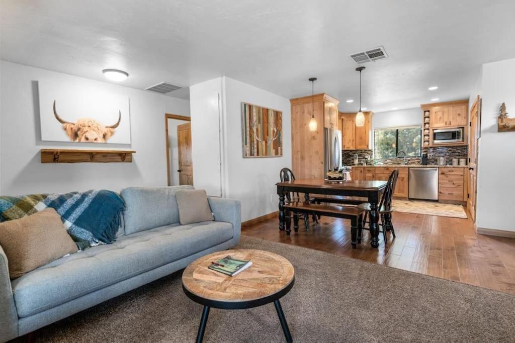 Hébergement de vacances Grove By Rather Be Lac Big Bear
